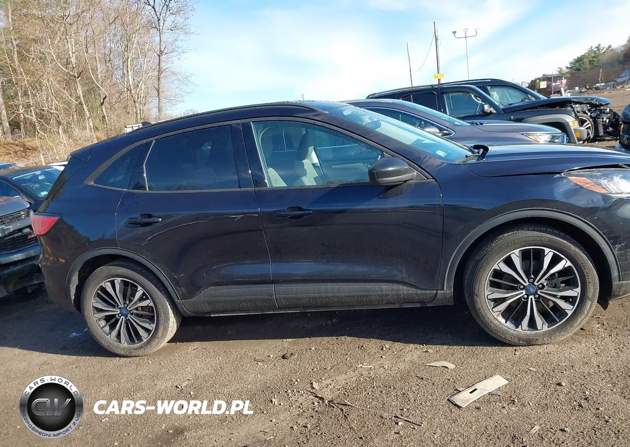 2021 Ford Escape Se VIN:1FMCU9G66MUA62951 - 13
