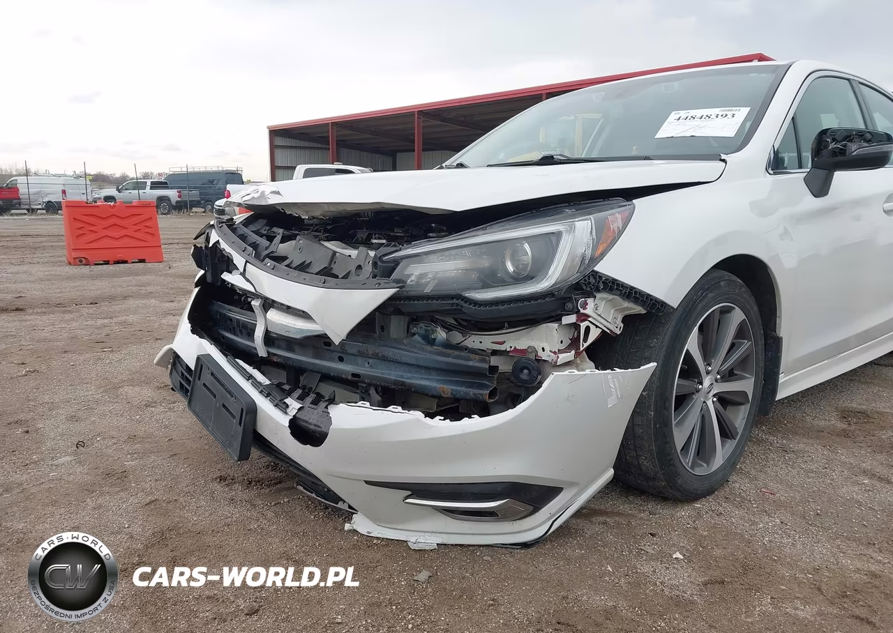 2019 Subaru Legacy 3.6R Limited VIN:4S3BNEN6XK3008144 - 18