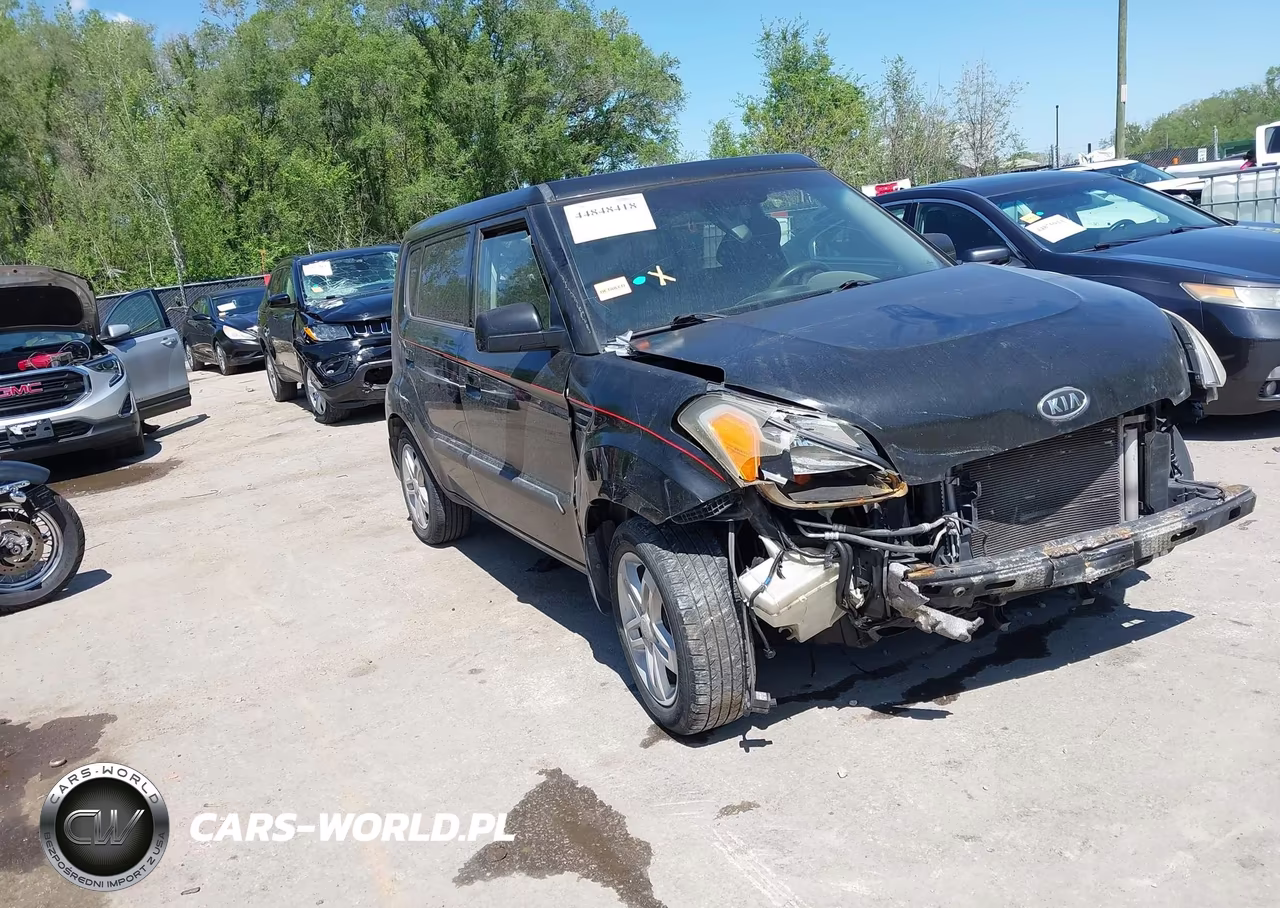 2010 Kia Soul +