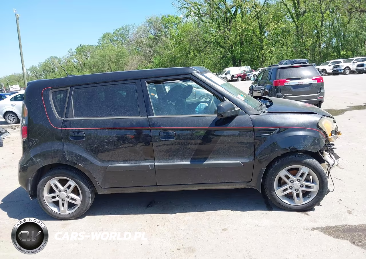2010 Kia Soul + VIN:KNDJT2A22A7082149 - 14