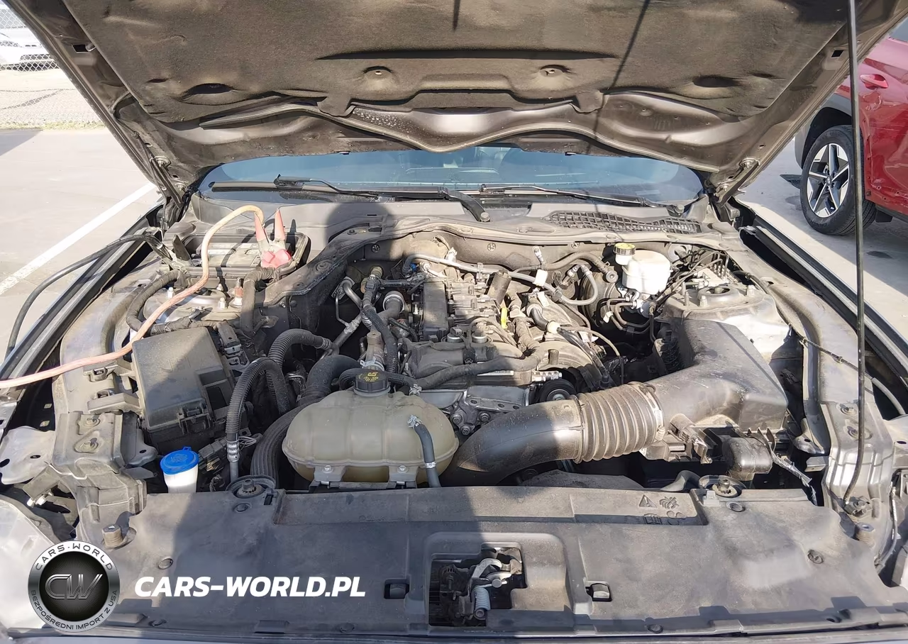 2021 Ford Mustang Ecoboost Premium Fastback VIN:1FA6P8TH0M5122720 - 10