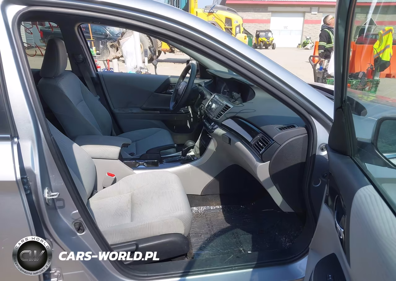 2017 Honda Accord Lx VIN:1HGCR2F36HA306420 - 5