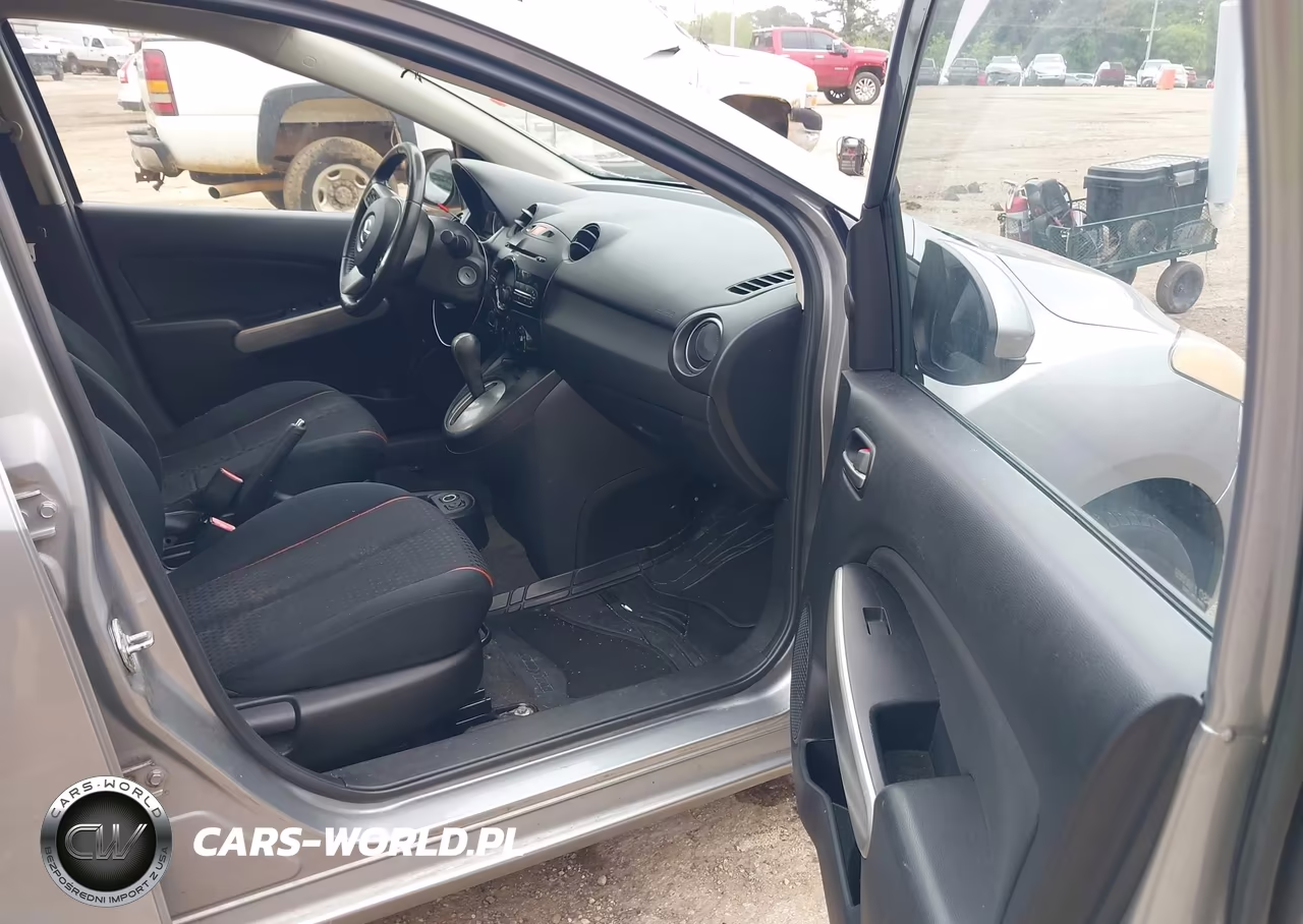2012 Mazda Mazda2 Touring VIN:JM1DE1LZ1C0152120 - 5