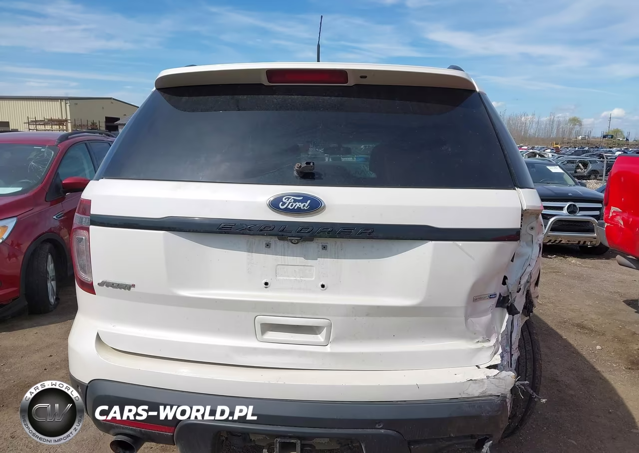 2015 Ford Explorer Sport VIN:1FM5K8GTXFGB48652 - 16