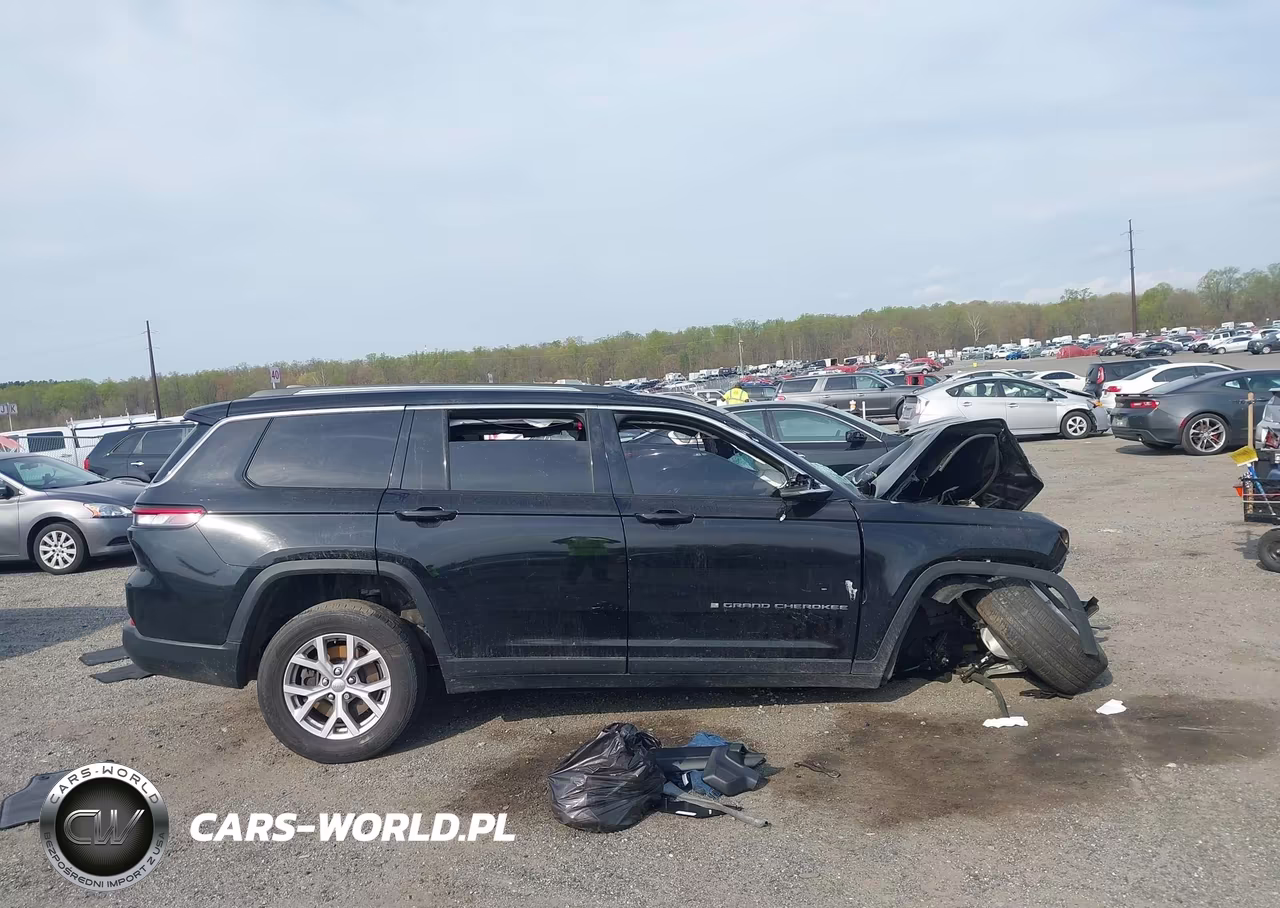 2022 Jeep Grand Cherokee L Limited 4X4 VIN:1C4RJKBG1N8530481 - 13