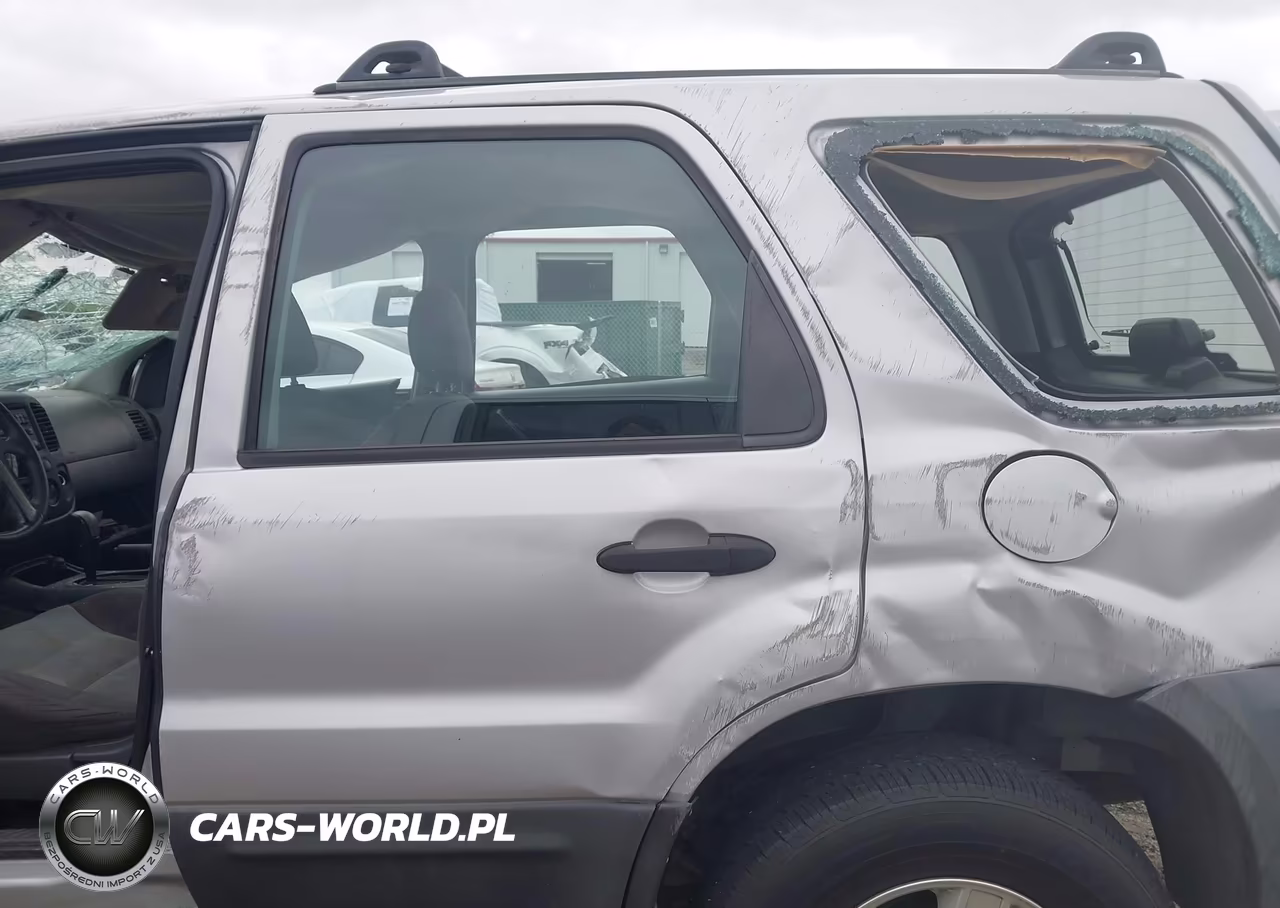 2005 Ford Escape Xls VIN:1FMYU02Z95KB94859 - 8