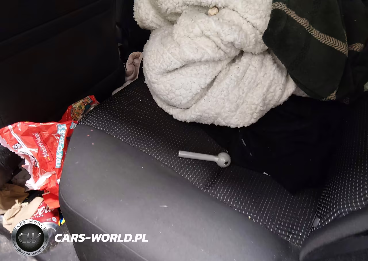 2018 Toyota Corolla Im VIN:JTNKARJE1JJ562288 - 6