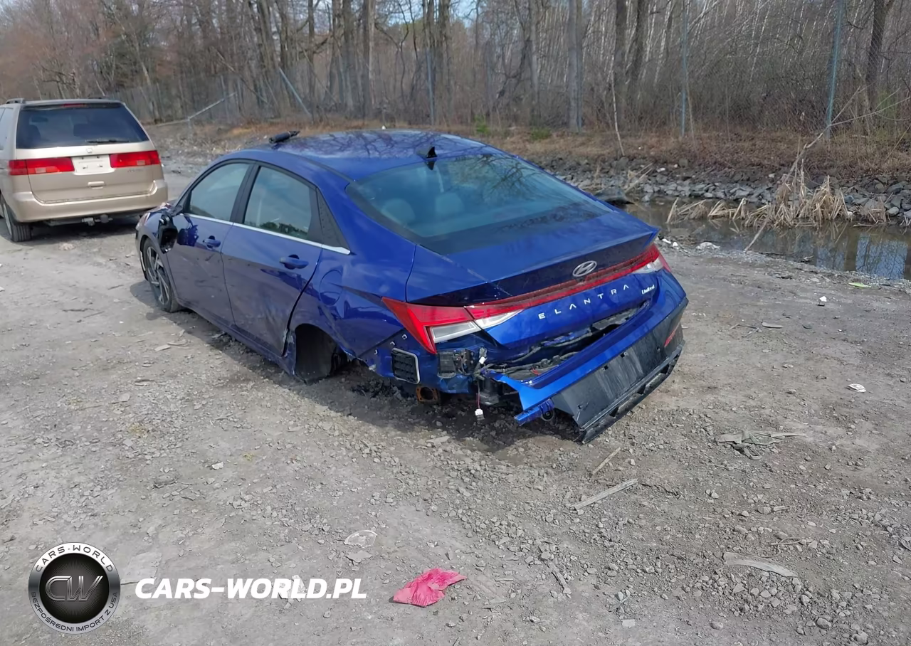 2024 Hyundai Elantra Limited VIN:KMHLP4DG4RU653956 - 3