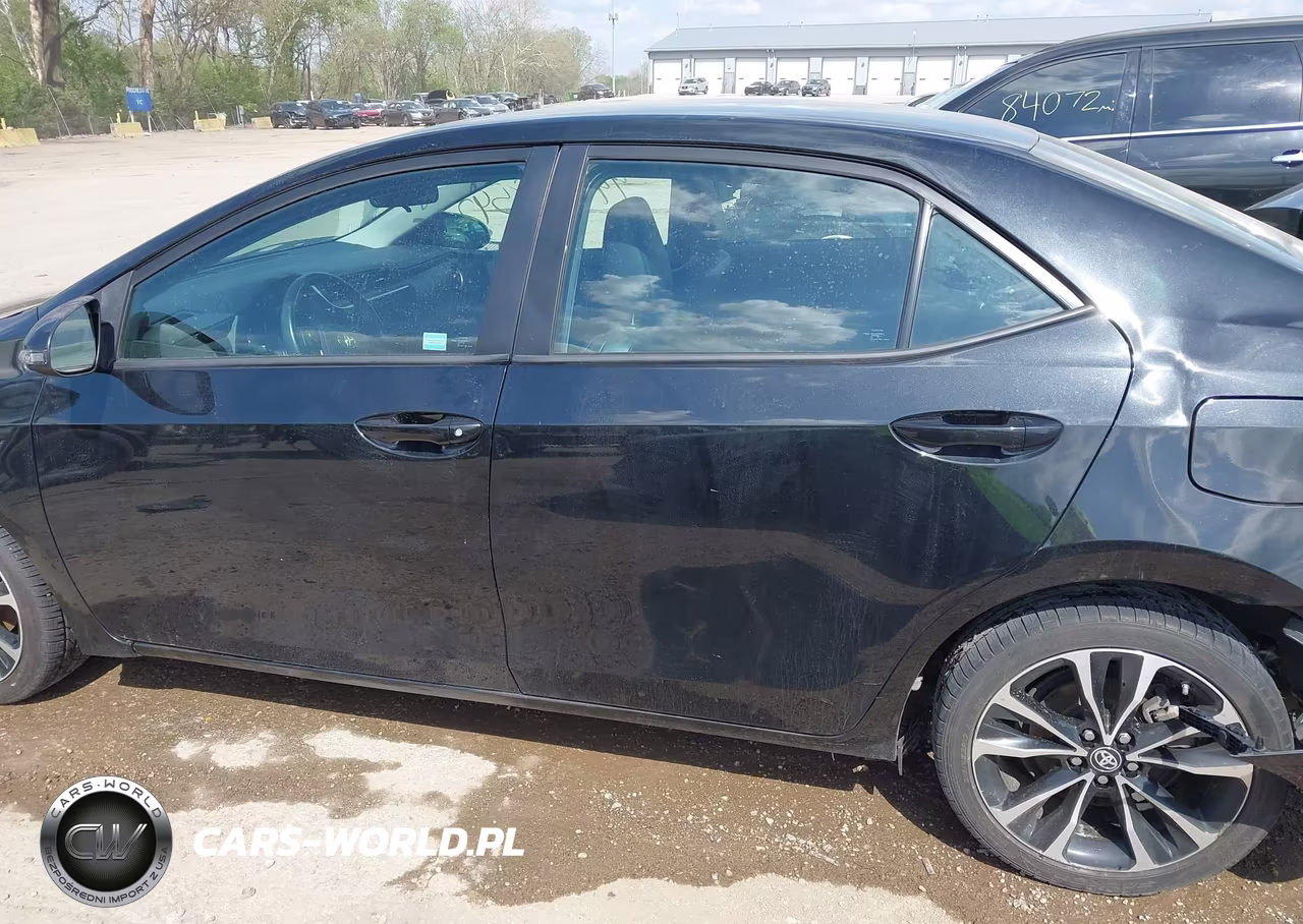 2019 Toyota Corolla Se VIN:2T1BURHE6KC173533 - 14