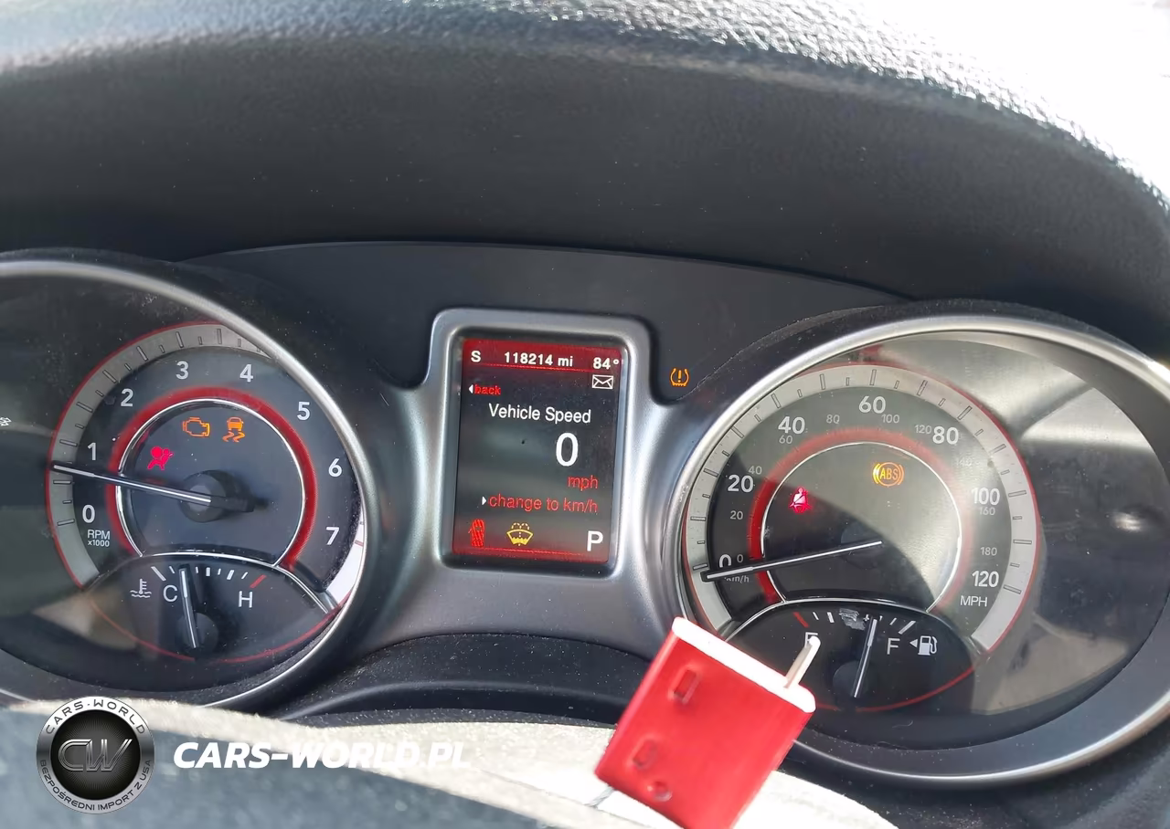 2018 Dodge Journey Crossroad VIN:3C4PDCGG2JT216329 - 7