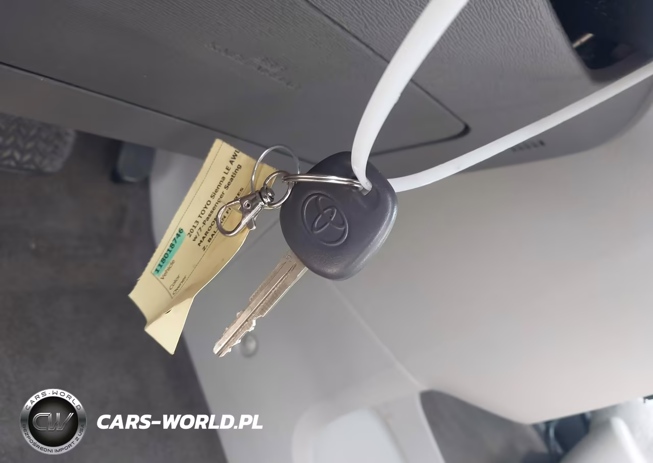 2013 Toyota Sienna Le 7 Passenger VIN:5TDJK3DC3DS051189 - 11