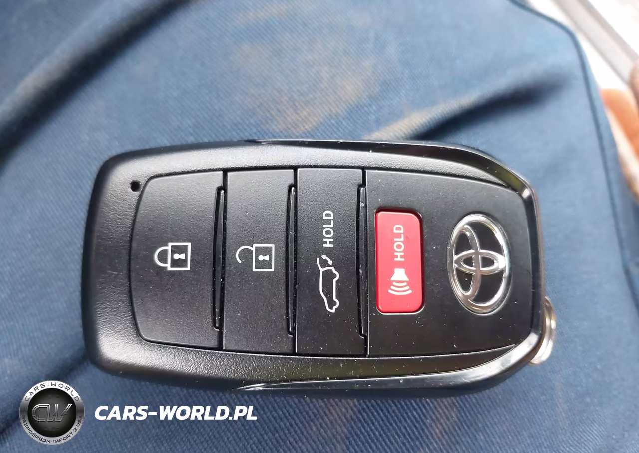 2026 Toyota Highlander Xle VIN:5TDKDRBH2TS602209 - 11