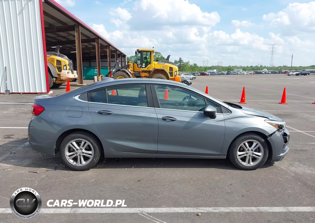 2018 Chevrolet Cruze Lt Auto VIN:1G1BE5SM5J7246793 - 13