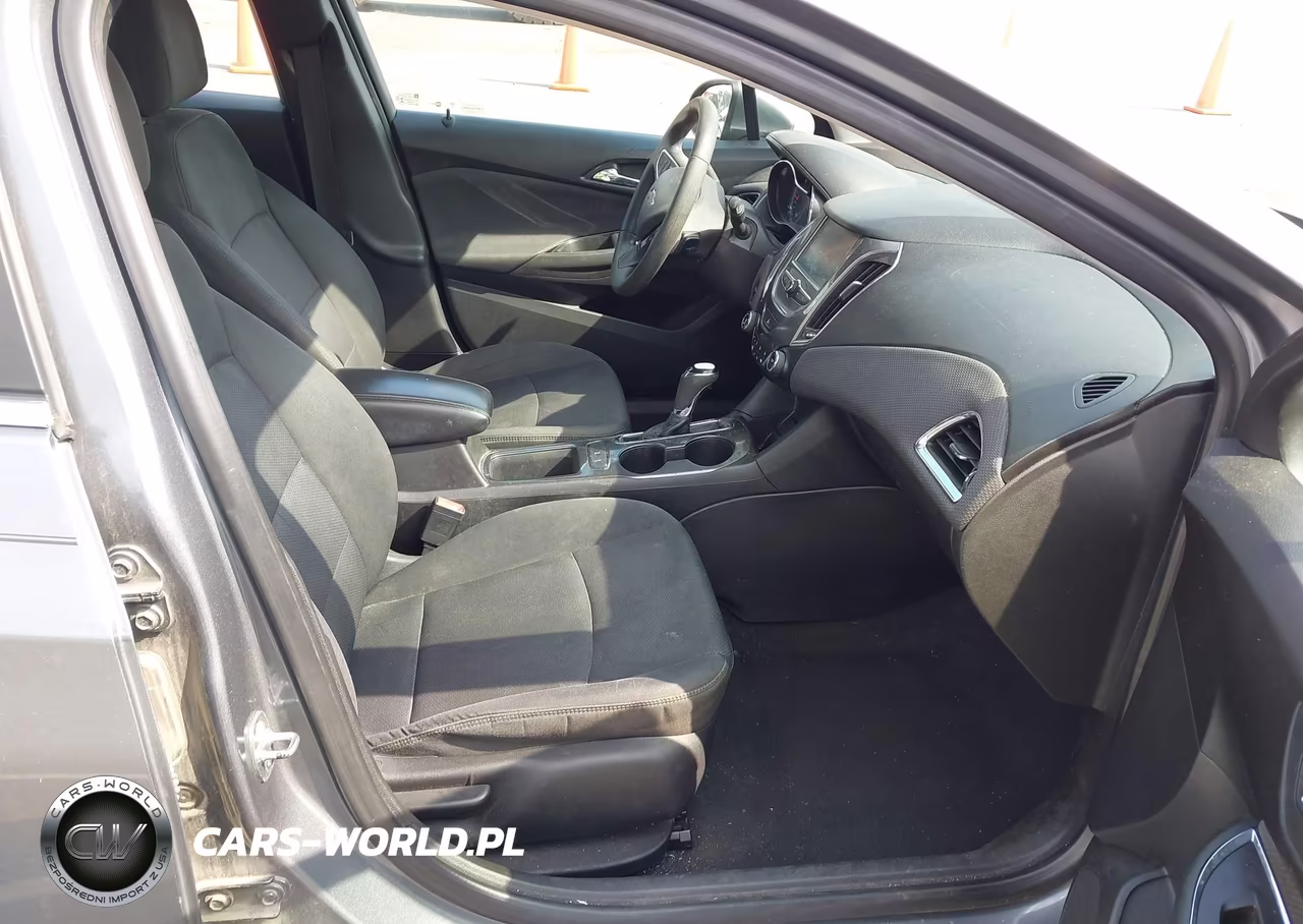 2018 Chevrolet Cruze Lt Auto VIN:1G1BE5SM5J7246793 - 5