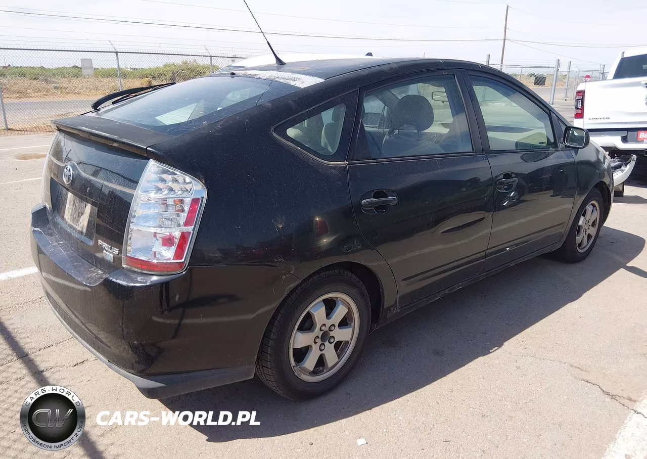 2005 Toyota Prius VIN:JTDKB20U153113107 - 4