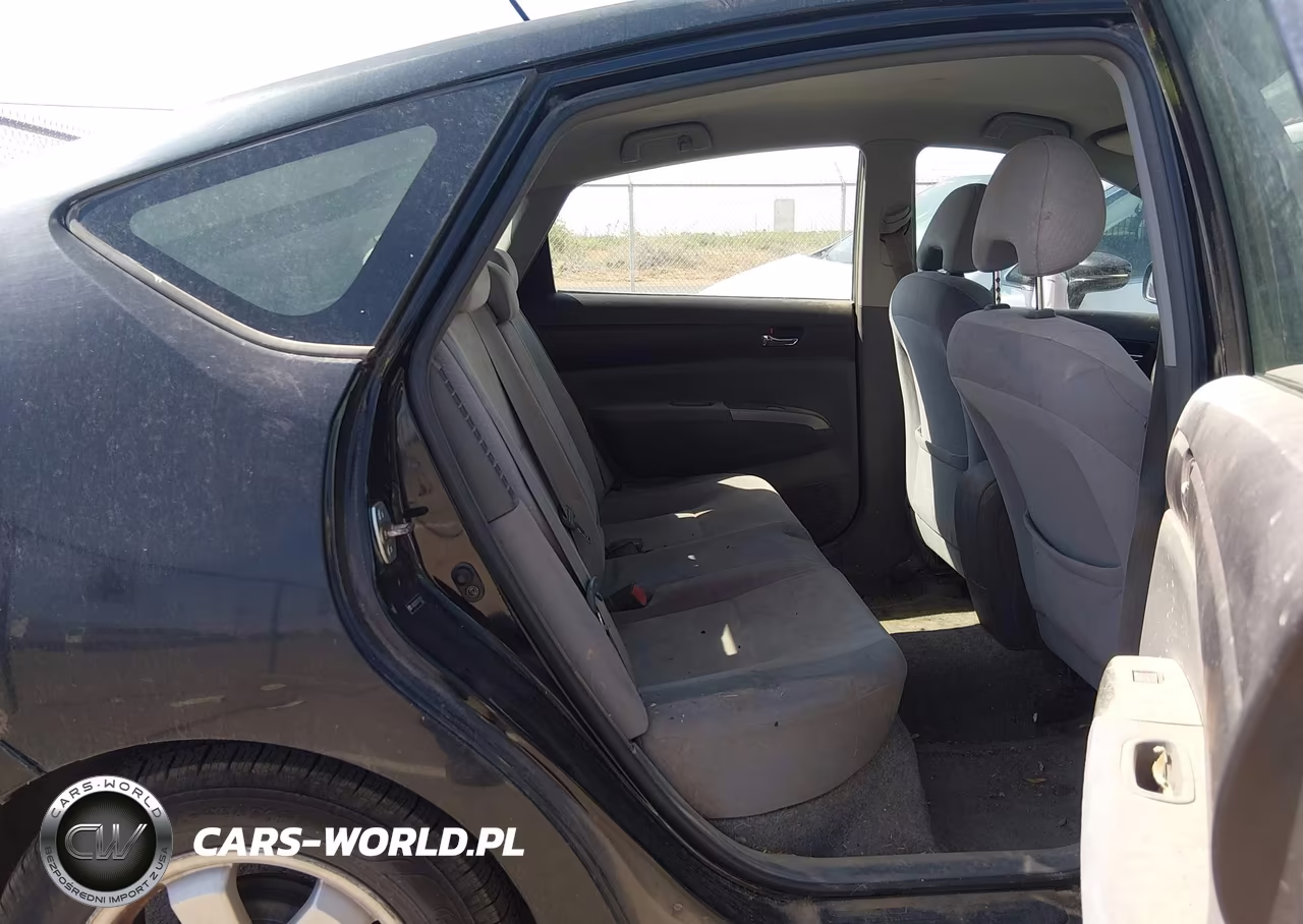 2005 Toyota Prius VIN:JTDKB20U153113107 - 8