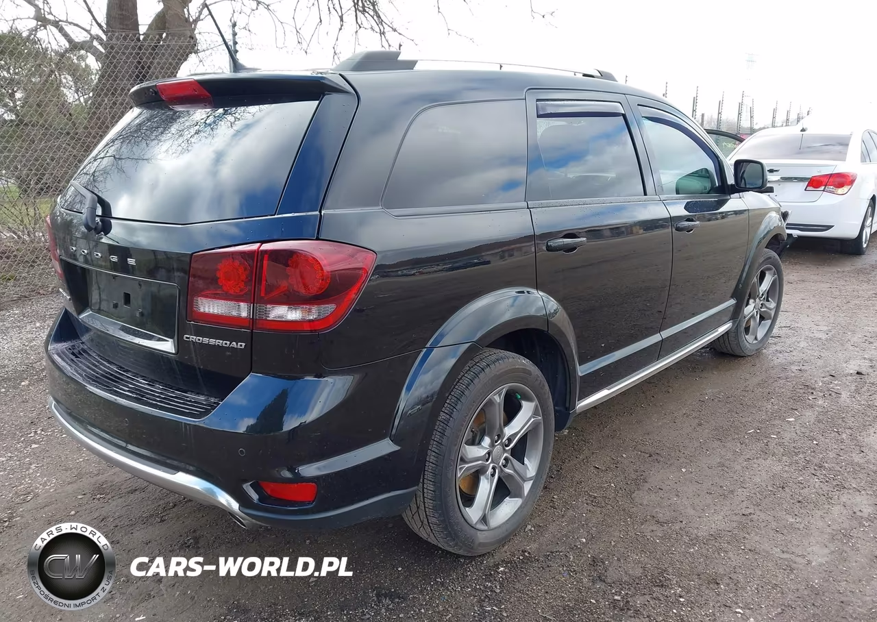 2017 Dodge Journey Crossroad Plus VIN:3C4PDCGG8HT538970 - 4