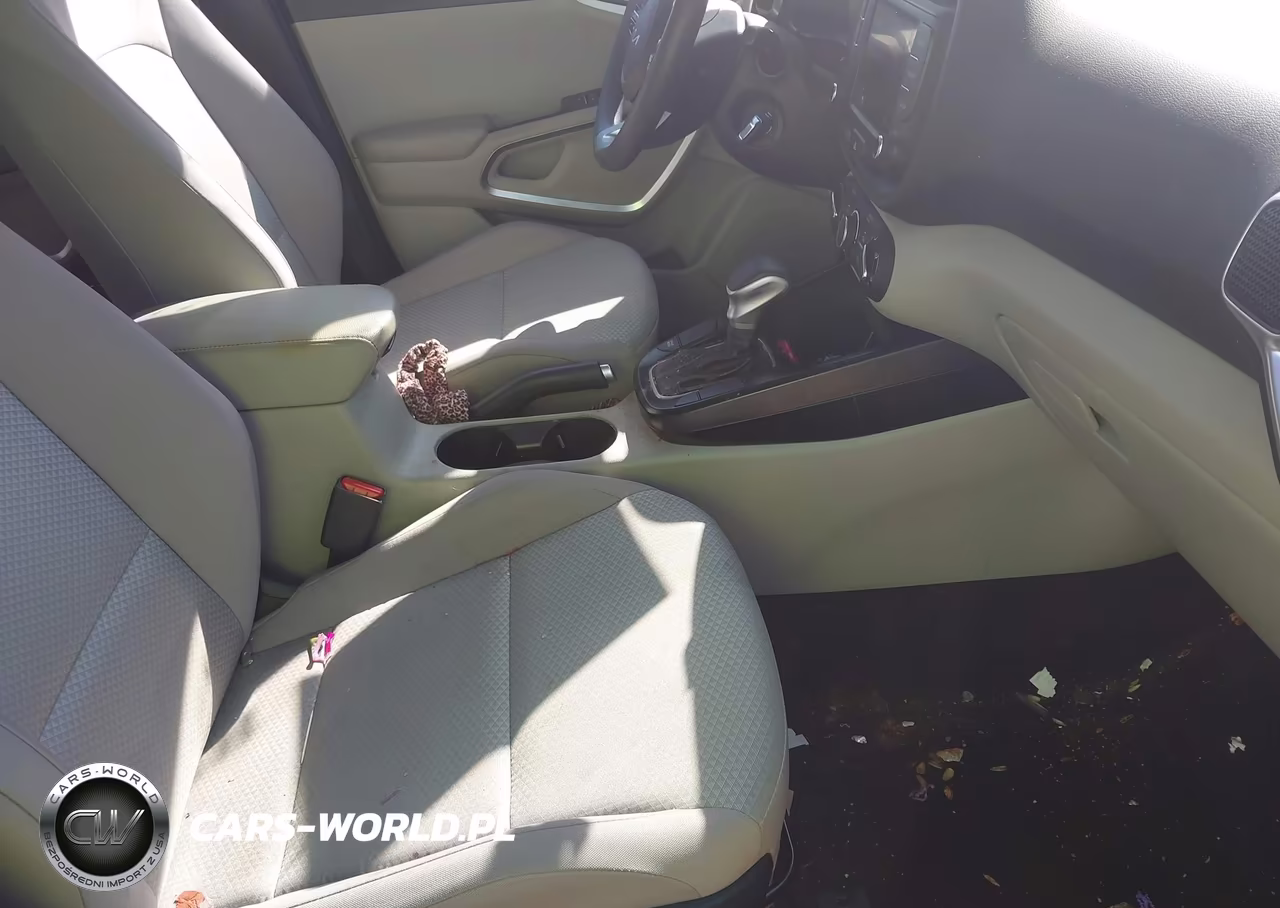2025 Kia Soul Lx VIN:KNDJ23AU5S7253973 - 5