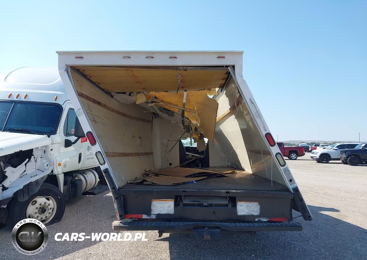 2009 GMC Savana Cutaway Work Van VIN:1GDJG31K791902164 - 15