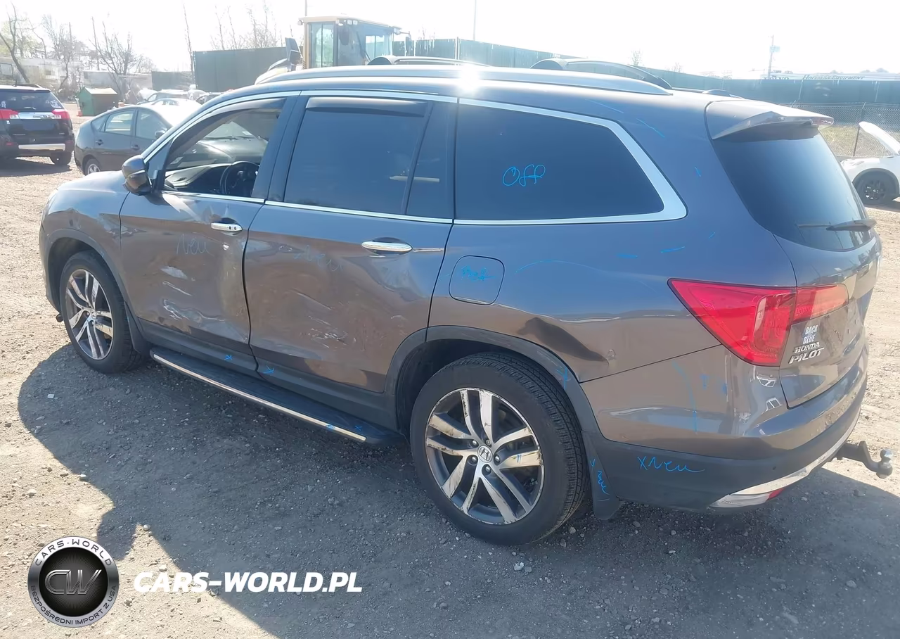 2017 Honda Pilot Elite VIN:5FNYF6H07HB070861 - 3