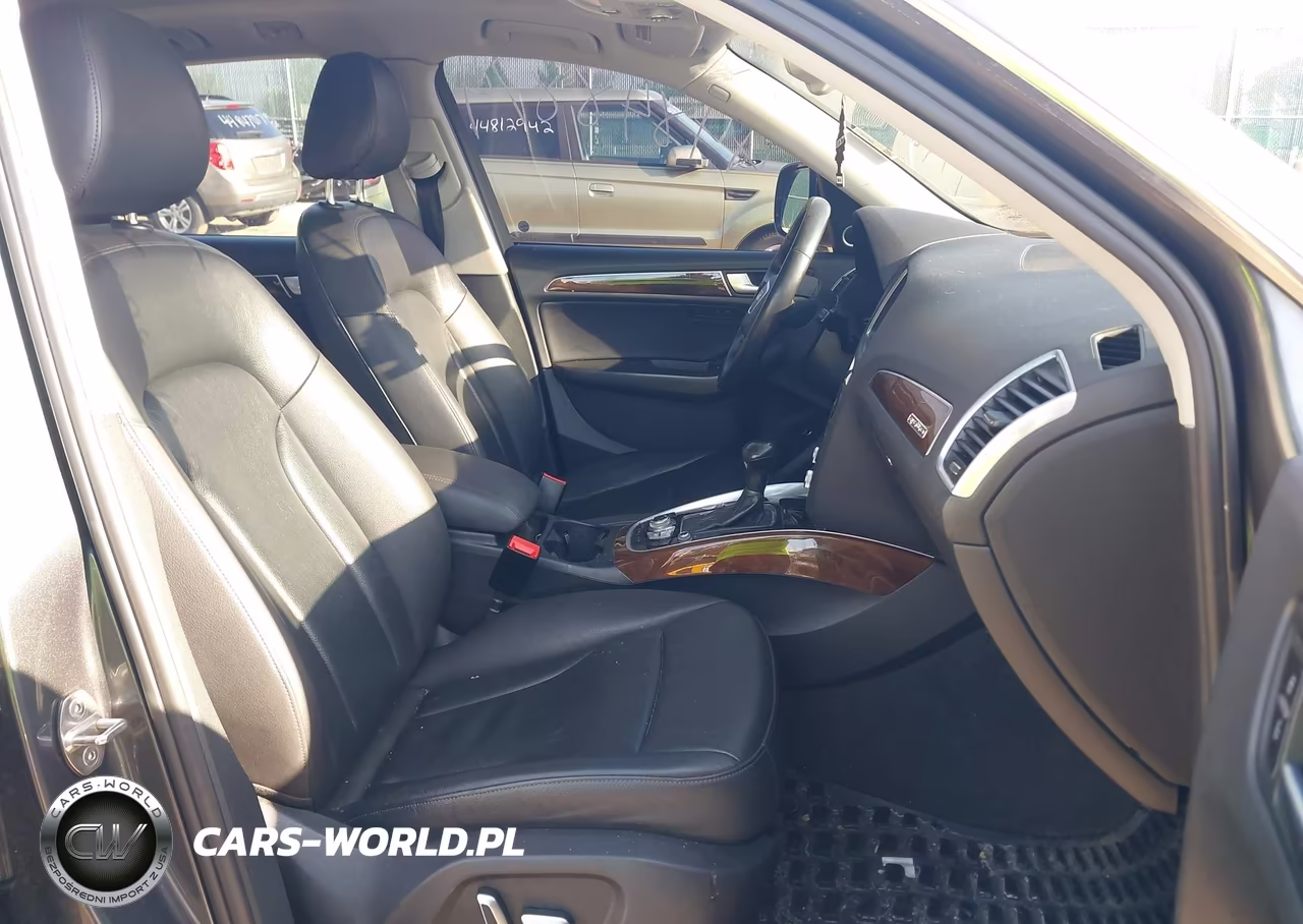 2017 Audi Q5 2.0T Premium VIN:WA1L2AFPXHA004932 - 5