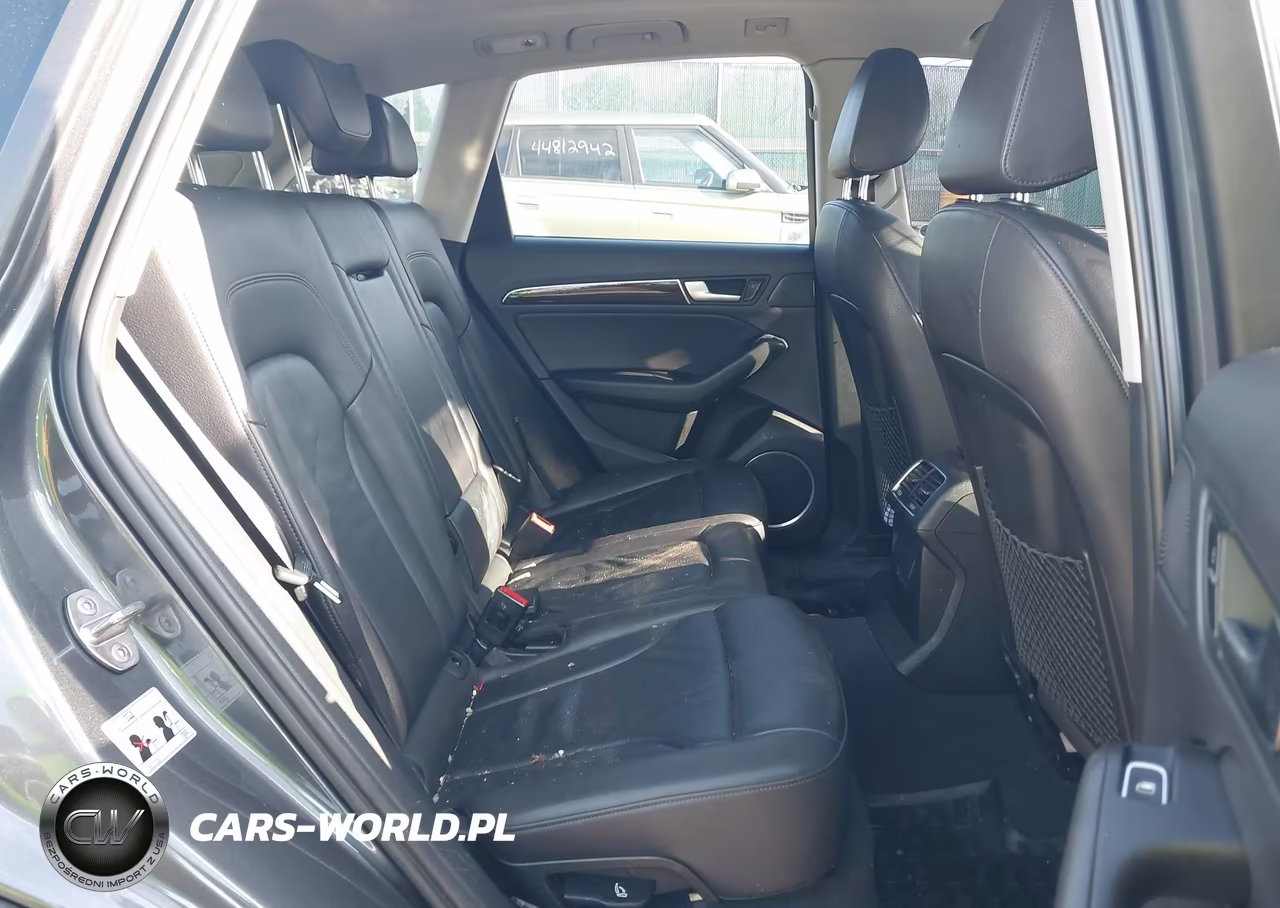 2017 Audi Q5 2.0T Premium VIN:WA1L2AFPXHA004932 - 8