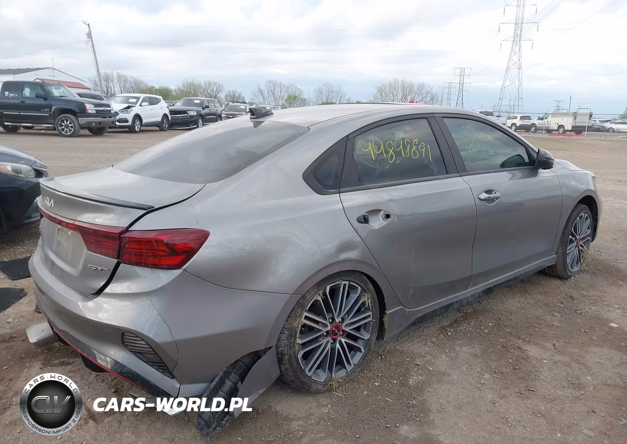 2022 Kia Forte Gt VIN:3KPF44ACXNE485616 - 4