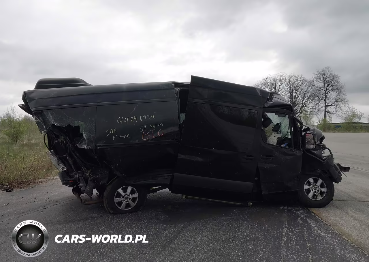 2020 Mercedes-Benz Sprinter 2500 High Roof V6 VIN:W1Z4EGHY1LT027773 - 13