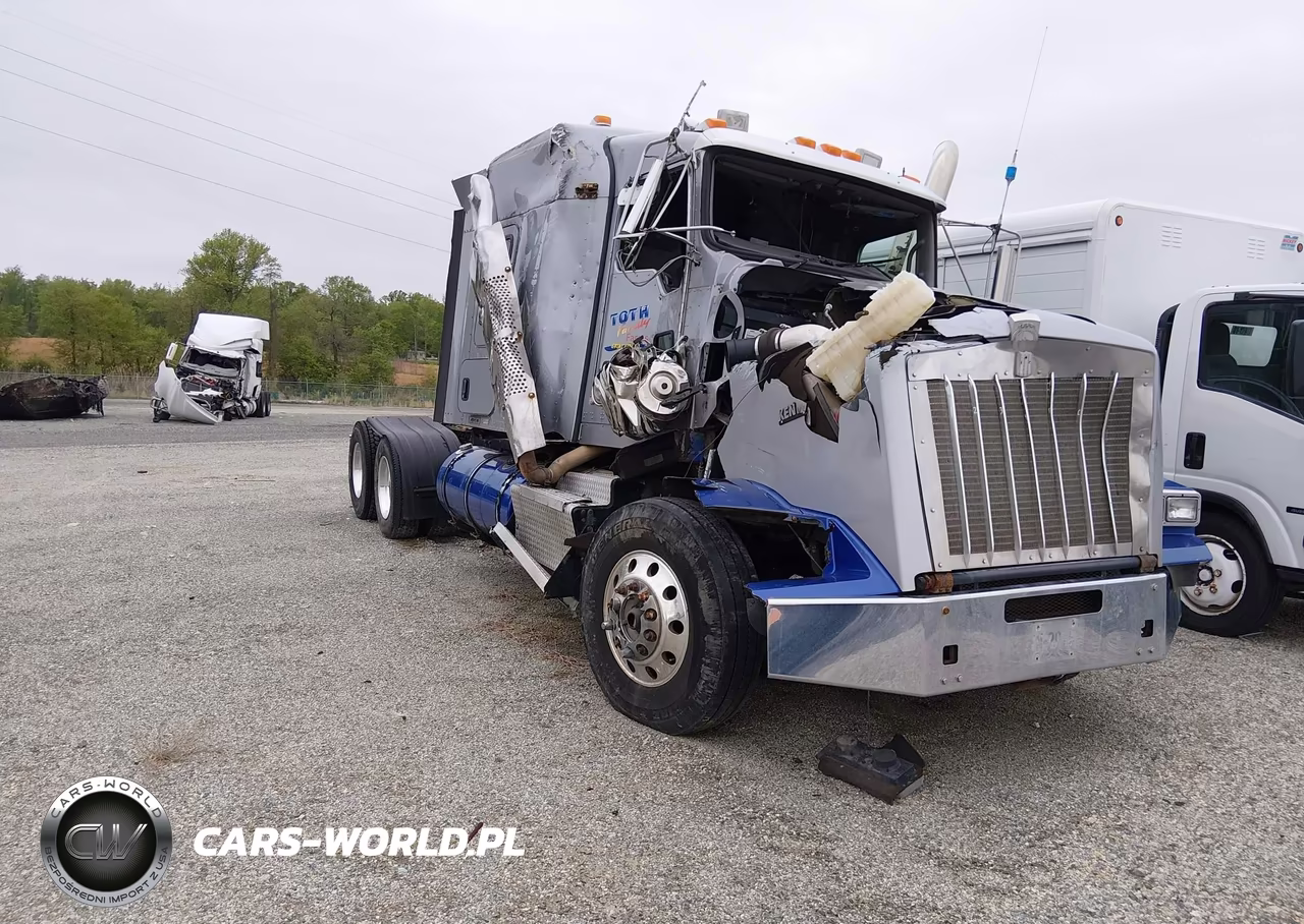 2015 Kenworth Construction T800