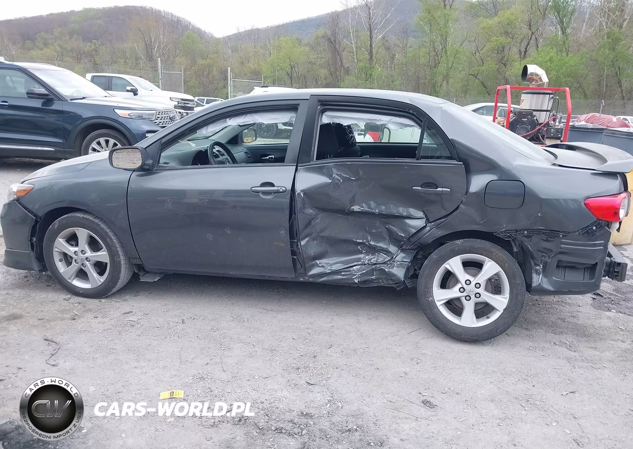 2012 Toyota Corolla S VIN:2T1BU4EE8CC909669 - 14