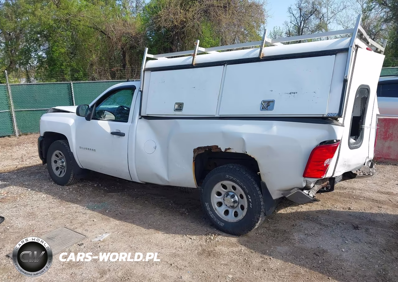 2011 Chevrolet Silverado 1500 Work Truck VIN:1GCNKPEA1BZ257337 - 3