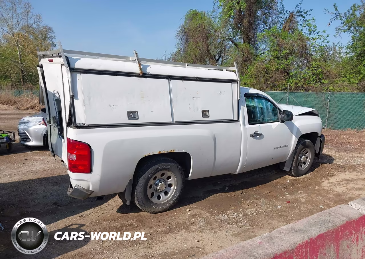 2011 Chevrolet Silverado 1500 Work Truck VIN:1GCNKPEA1BZ257337 - 4