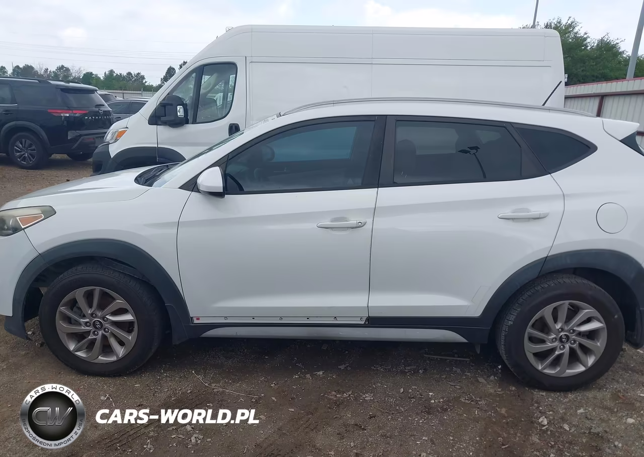 2017 Hyundai Tucson Se VIN:KM8J33A49HU469117 - 15
