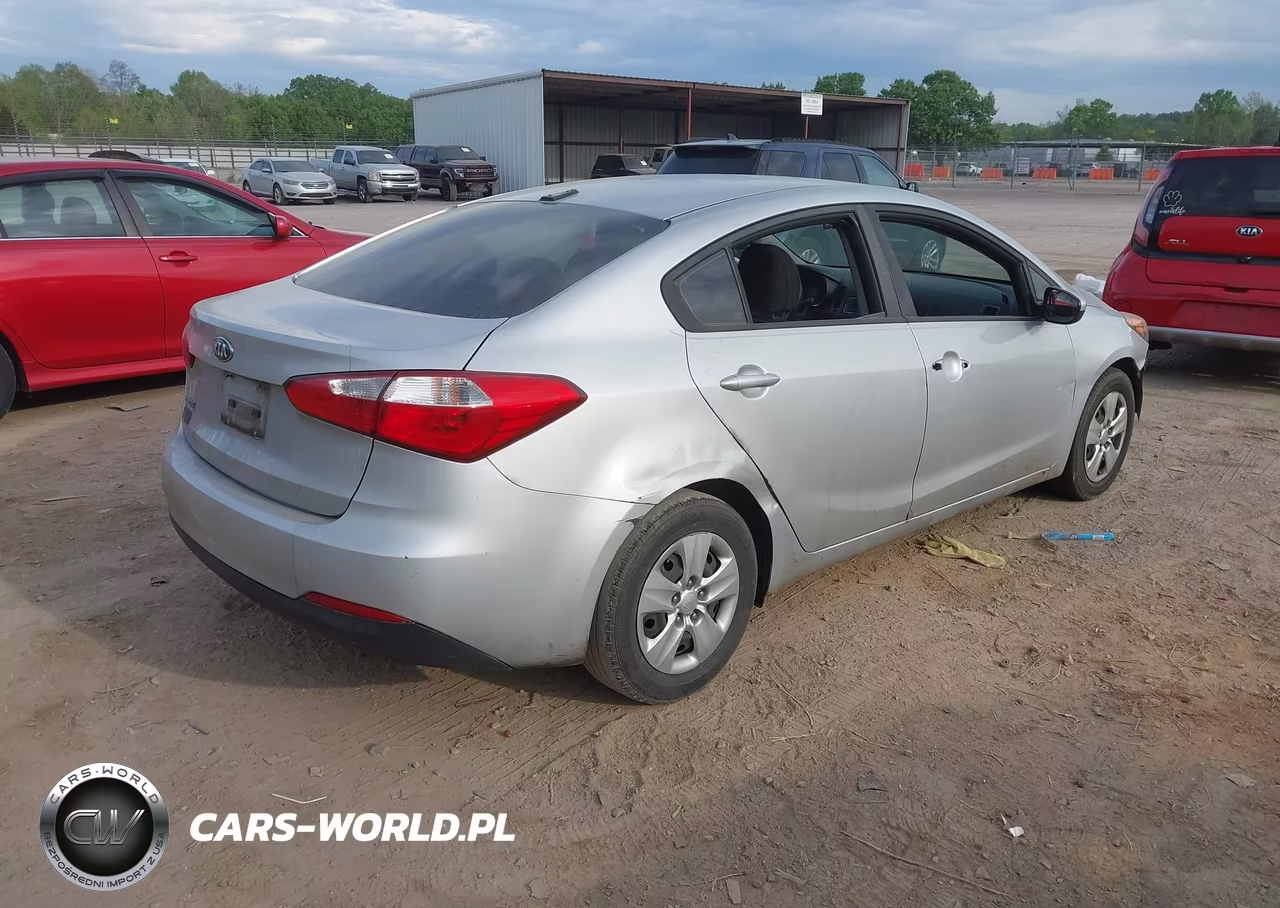 2016 Kia Forte Lx VIN:KNAFK4A64G5601081 - 4