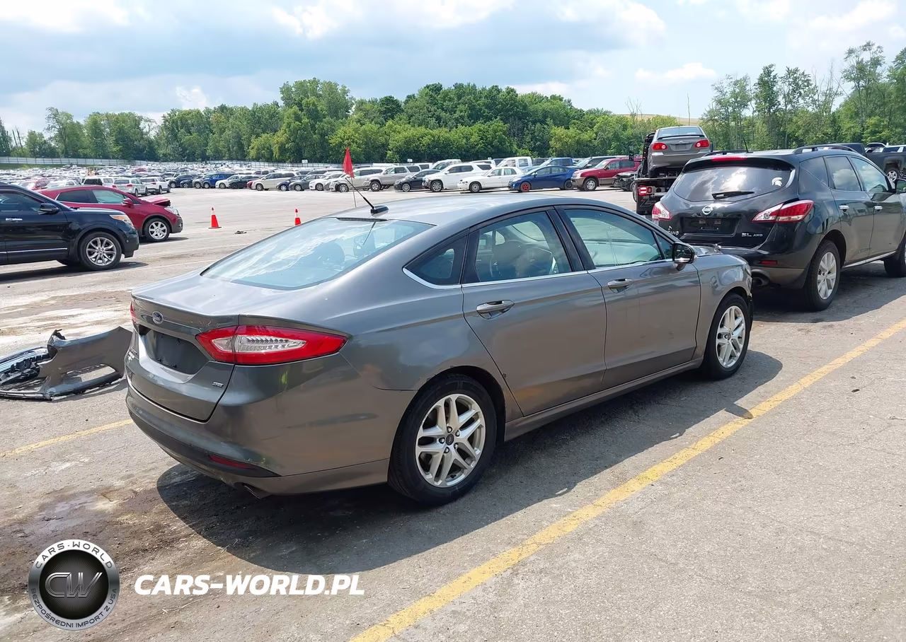 2014 Ford Fusion Se VIN:1FA6P0H73E5375162 - 4