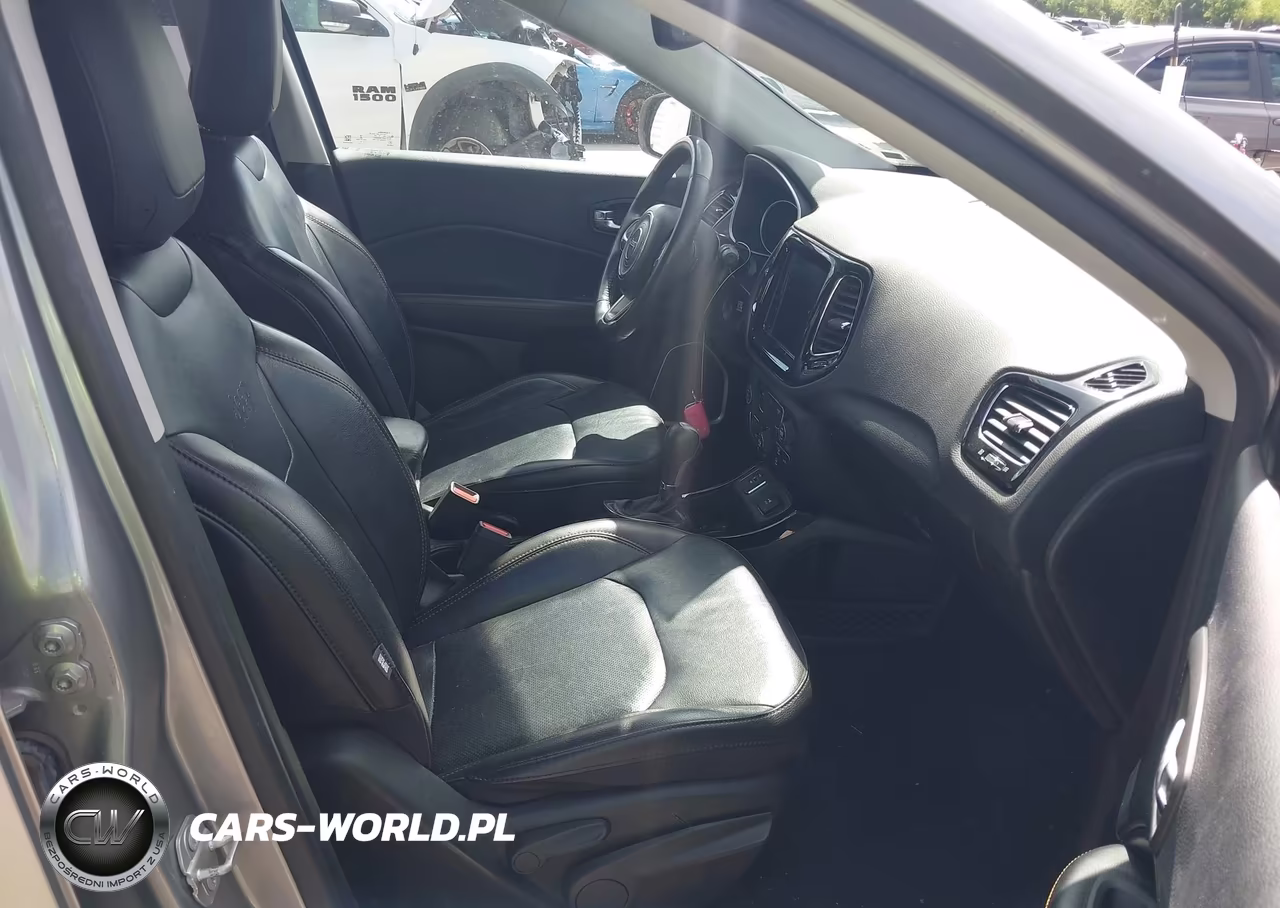 2019 Jeep Compass Limited Fwd VIN:3C4NJCCB1KT788620 - 5