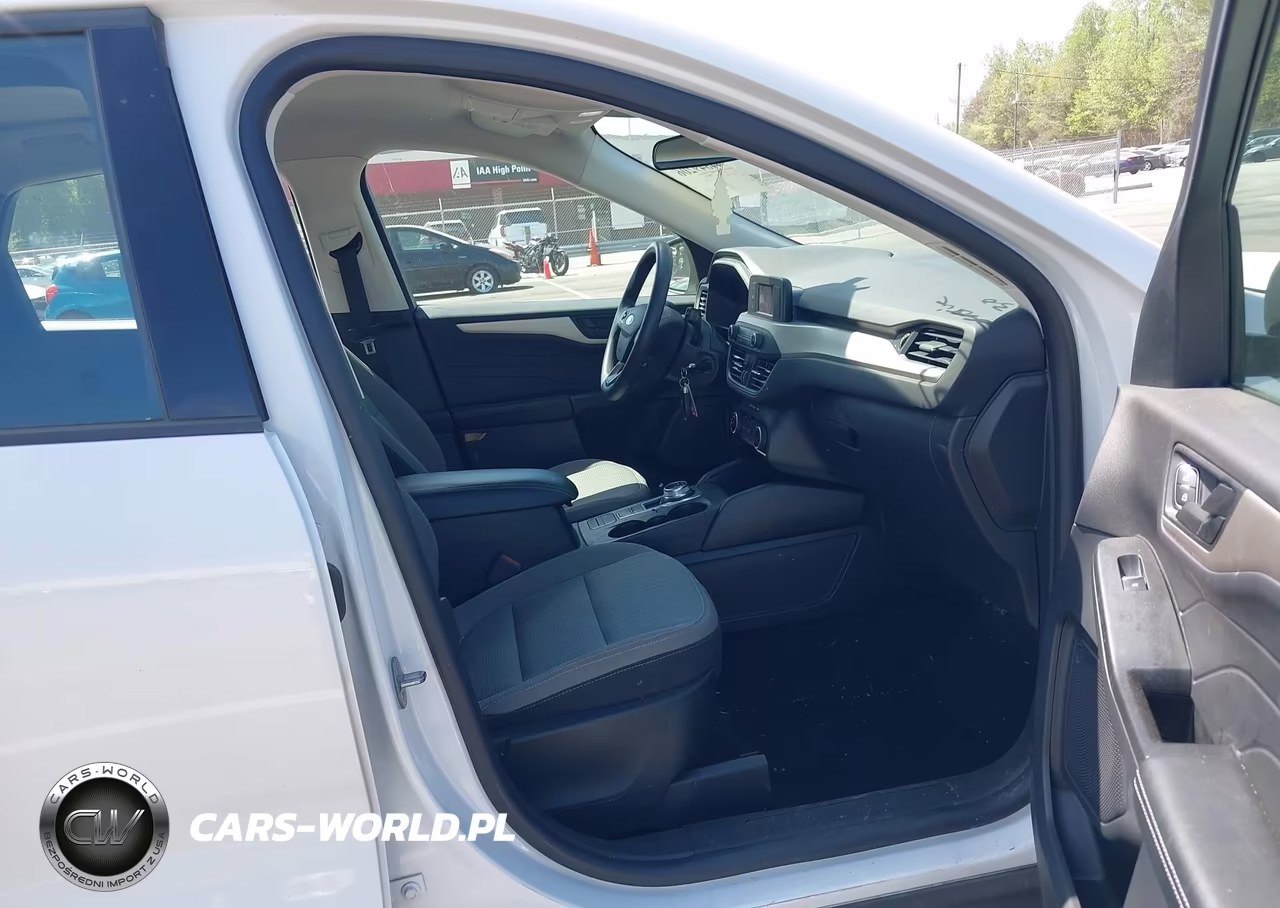 2022 Ford Escape S VIN:1FMCU0F66NUB00547 - 5