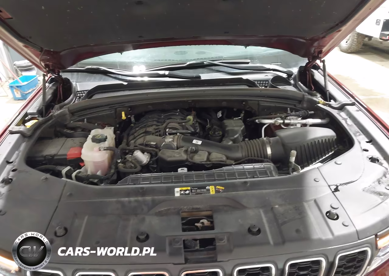 2023 Jeep Grand Cherokee L Laredo 4X4 VIN:1C4RJKAGXP8885363 - 10