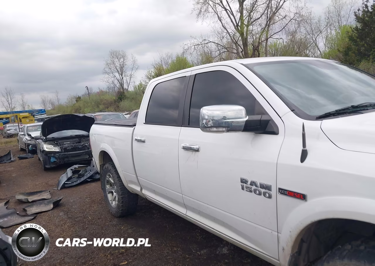 2014 Ram 1500 Laramie VIN:1C6RR7VM2ES272893 - 13