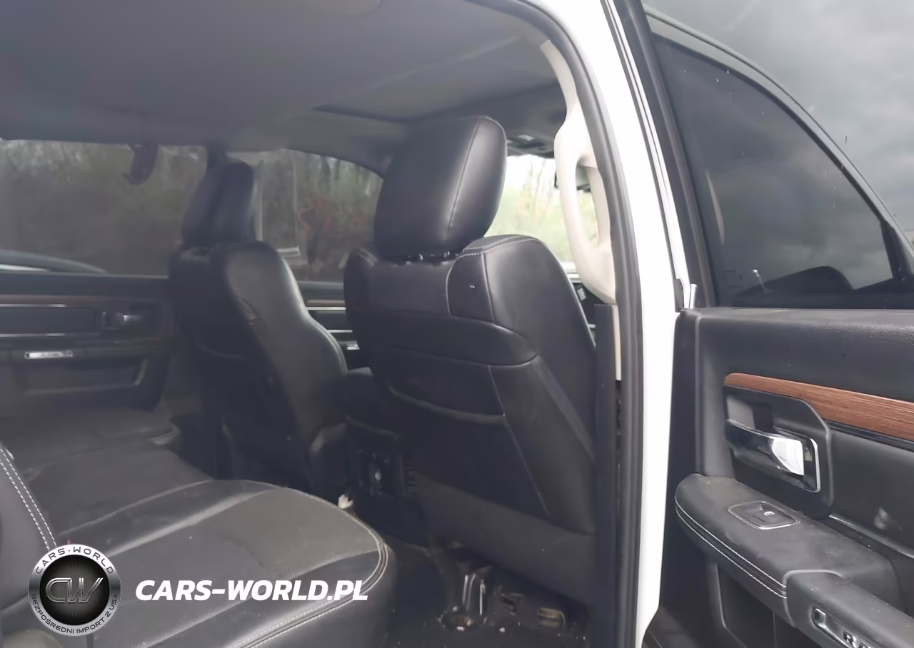 2014 Ram 1500 Laramie VIN:1C6RR7VM2ES272893 - 8