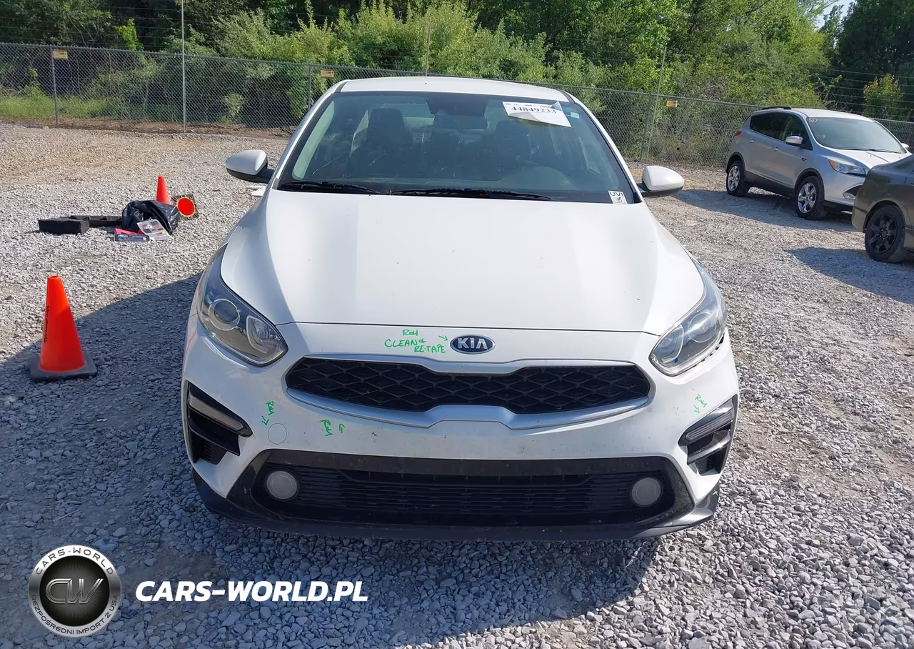 2021 Kia Forte Lxs VIN:3KPF24AD7ME372056 - 11