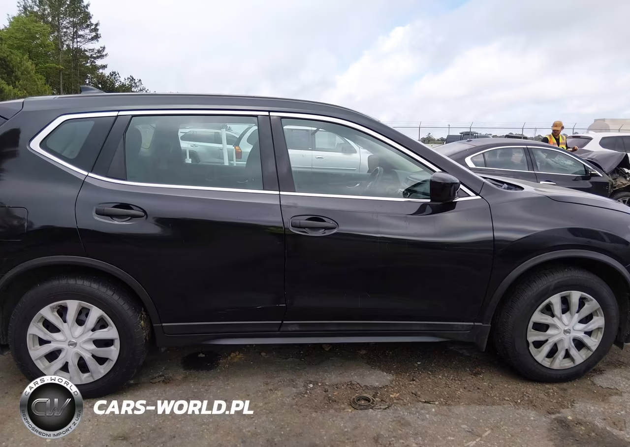 2018 Nissan Rogue S VIN:5N1AT2MT8JC750804 - 13