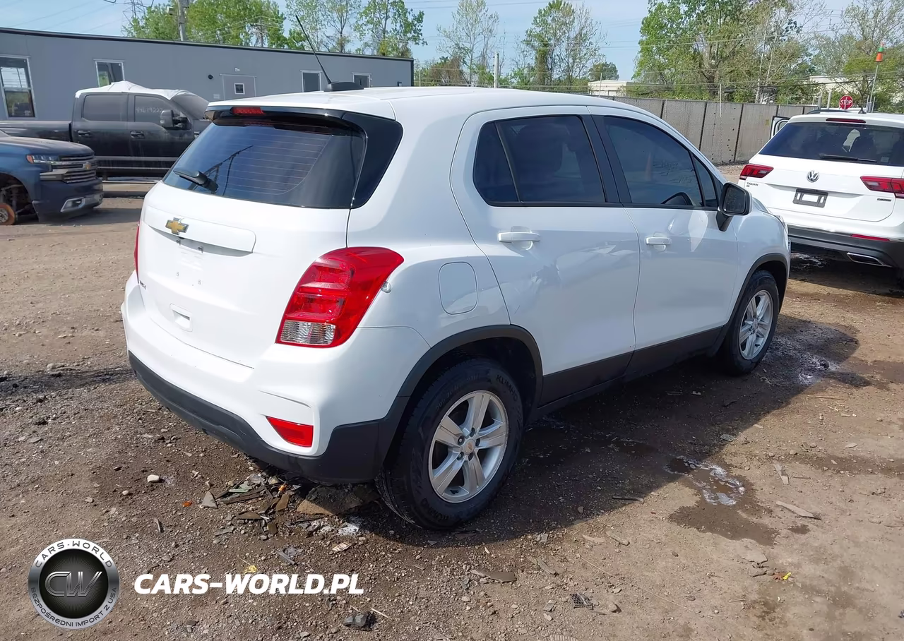 2020 Chevrolet Trax Fwd Ls VIN:KL7CJKSBXLB317150 - 4