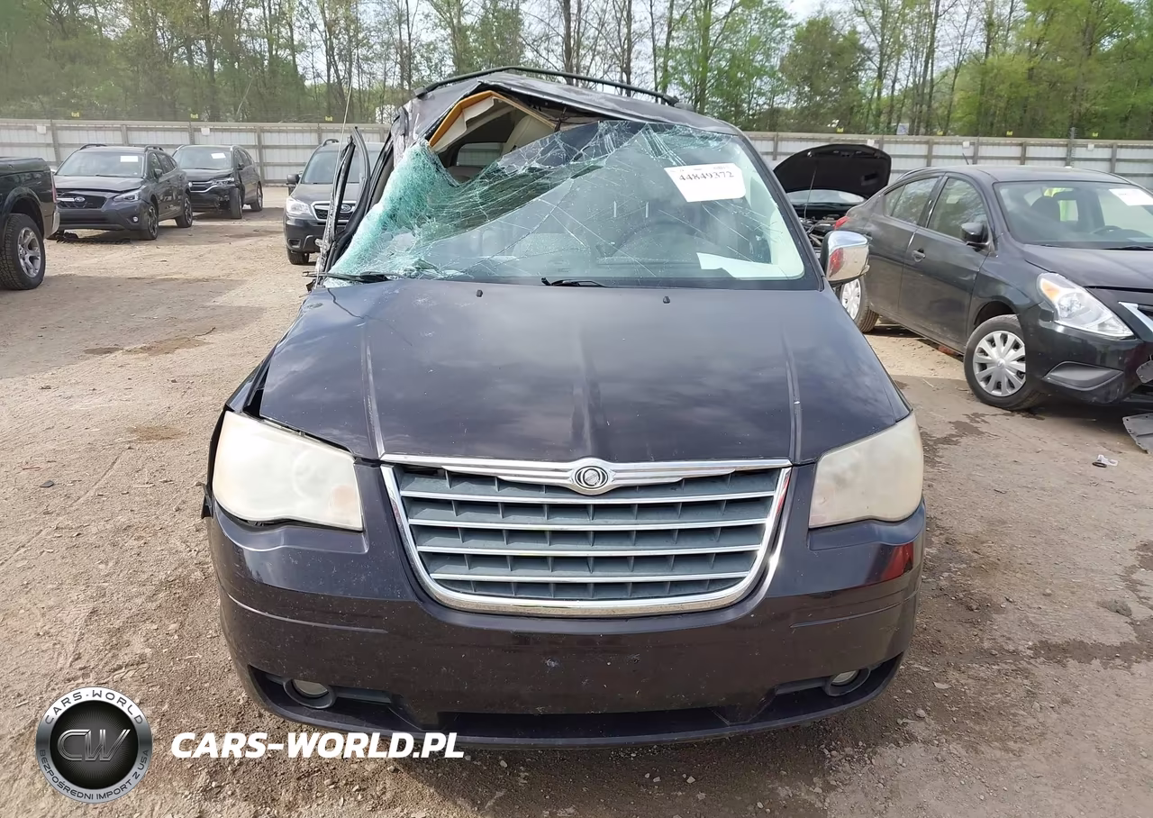 2010 Chrysler Town & Country Touring Plus VIN:2A4RR8DX7AR435554 - 12