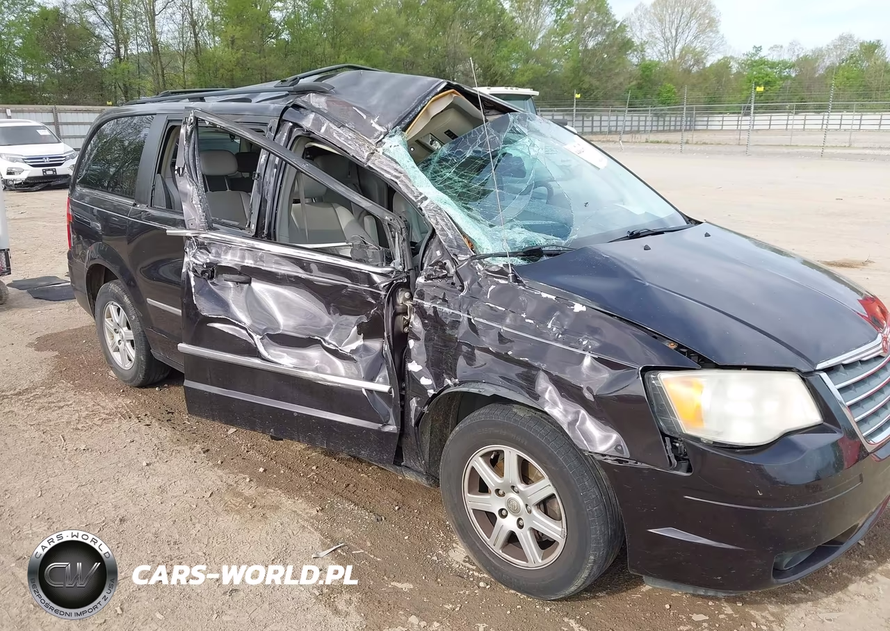 2010 Chrysler Town & Country Touring Plus VIN:2A4RR8DX7AR435554 - 6