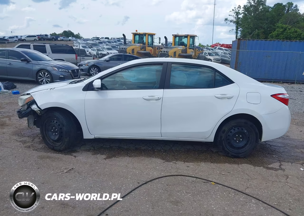 2016 Toyota Corolla Le VIN:5YFBURHE6GP501153 - 14