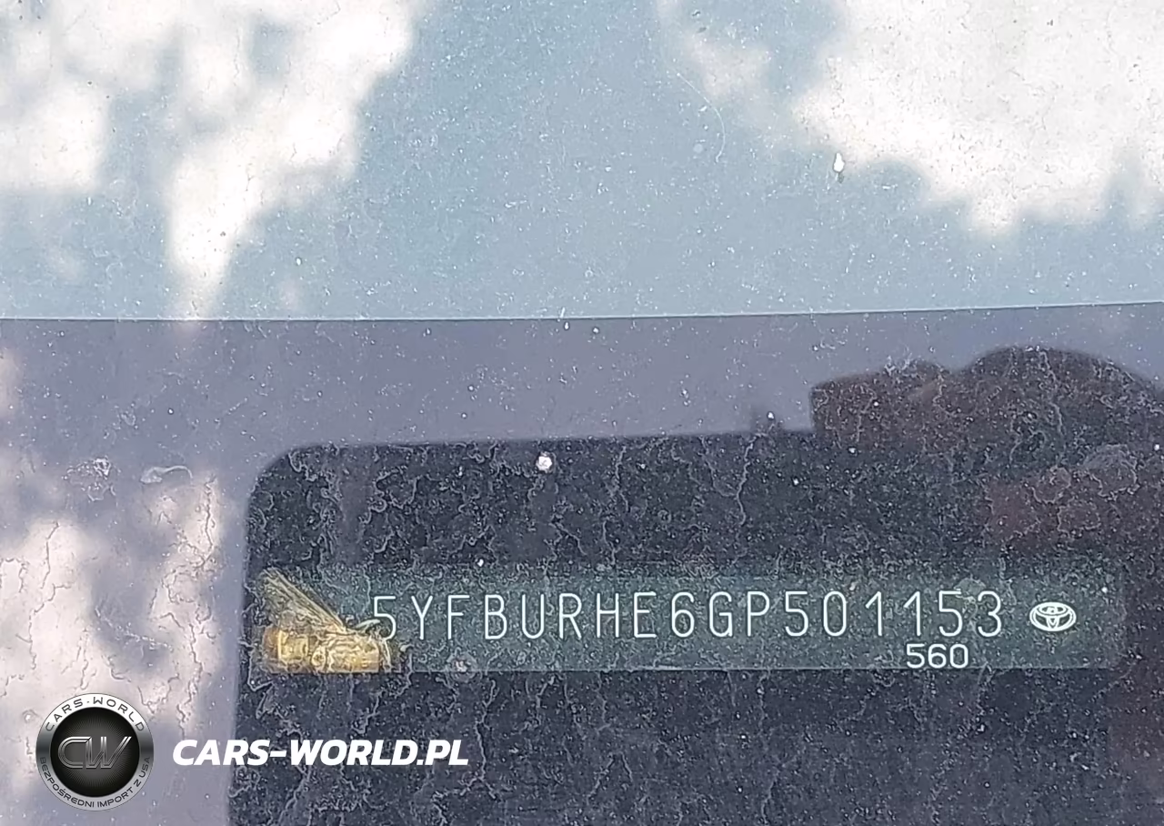 2016 Toyota Corolla Le VIN:5YFBURHE6GP501153 - 9