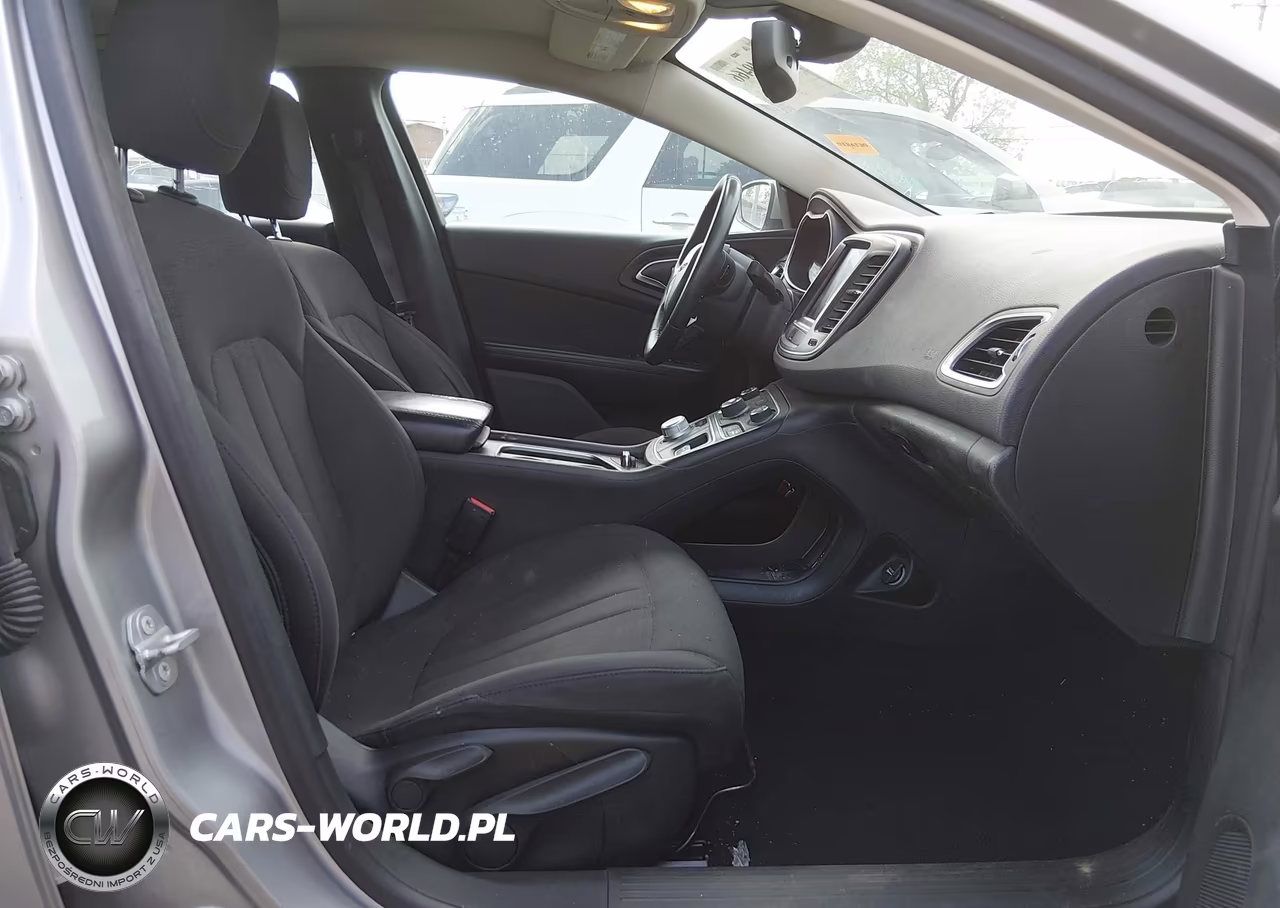 2015 Chrysler 200 Limited VIN:1C3CCCAB1FN755406 - 5