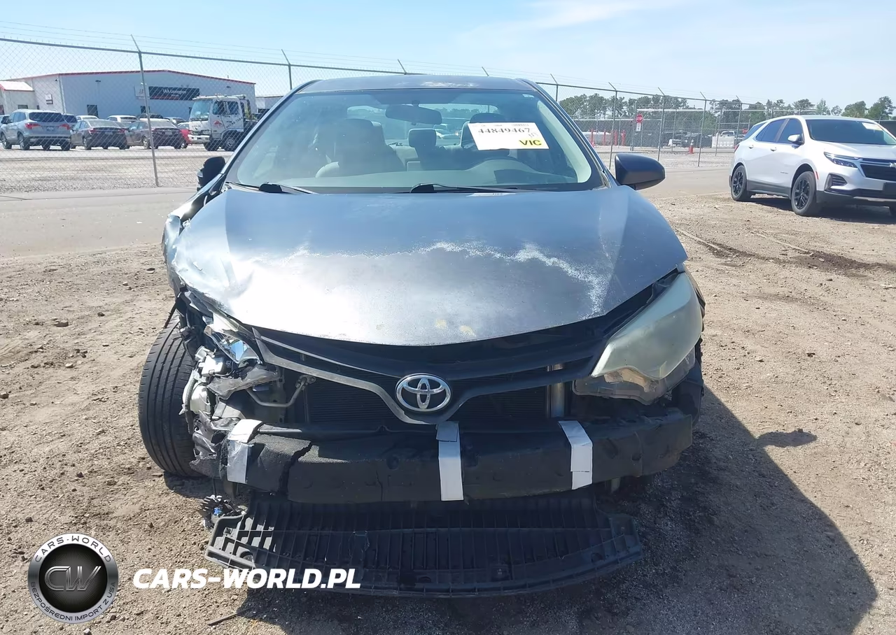 2015 Toyota Corolla Le VIN:5YFBURHE7FP331223 - 13