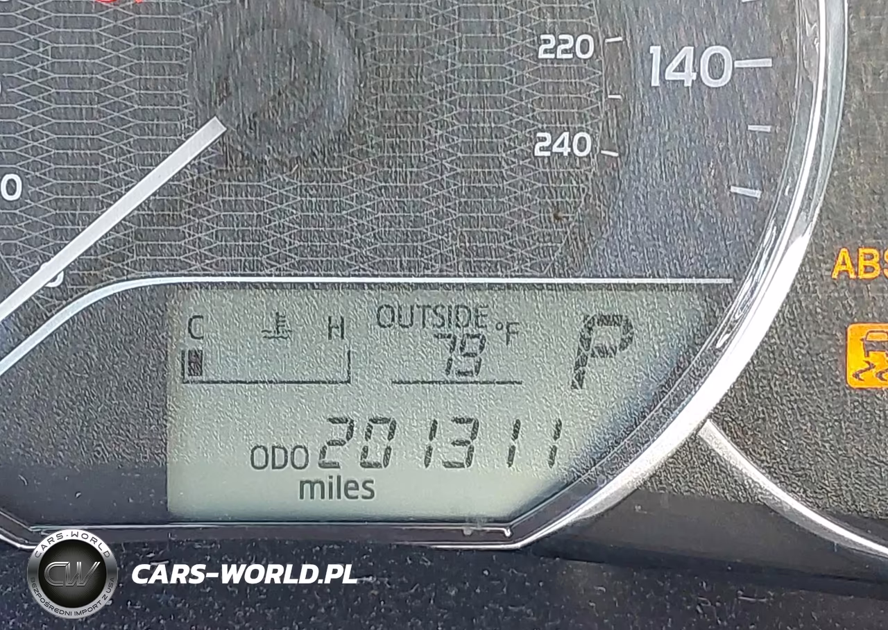 2015 Toyota Corolla Le VIN:5YFBURHE7FP331223 - 16